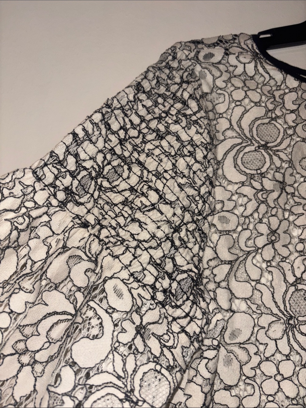 LOFT Blouse - Picture 2 of 6
